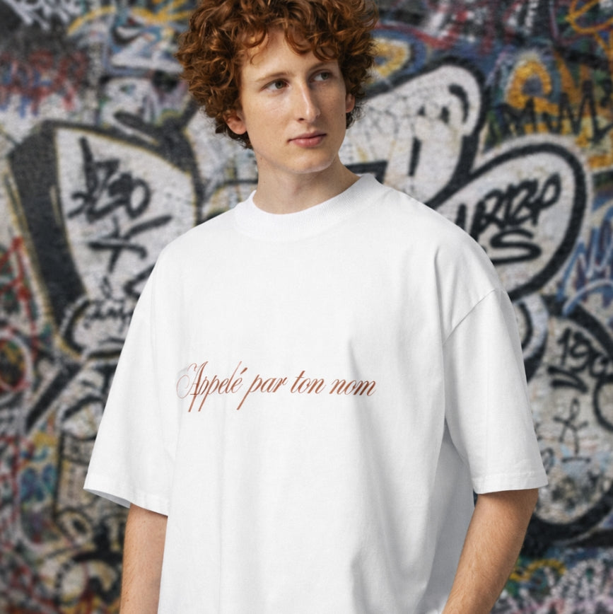 Appelé par ton nom Unisex organic oversized high neck t-shirt